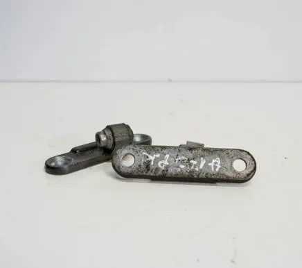 BMW 5 F10 F11 Front door upper hinge