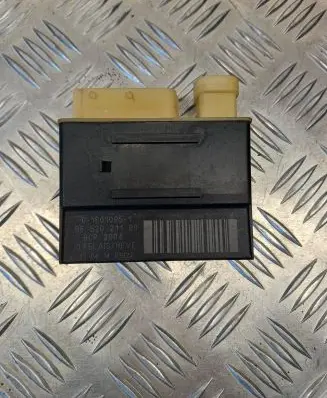 Citroen C4 I Picasso Coolant fan relay 9652021180 018010951 11041481927