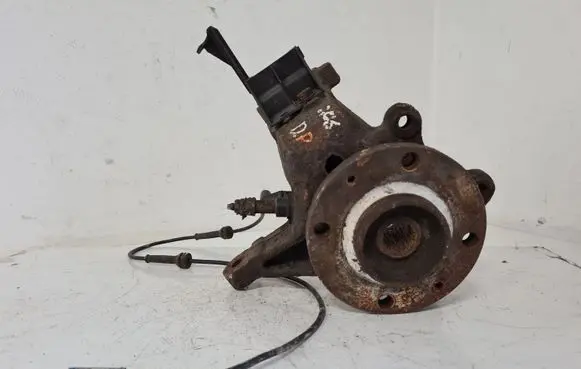Peugeot 206 Front wheel hub spindle knuckle