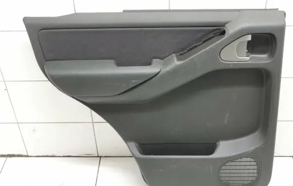 Nissan Pathfinder R51 Rear door card panel trim 82901eb302