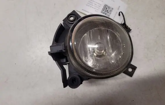Audi A4 S4 B7 8E 8H Front fog light 8E0941699C 89203971 89210613