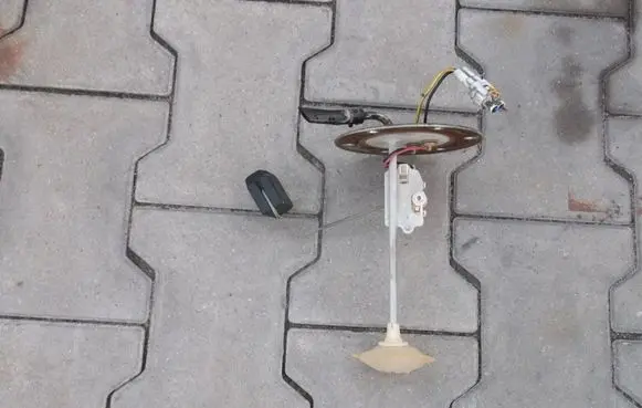 Fuel level sensor