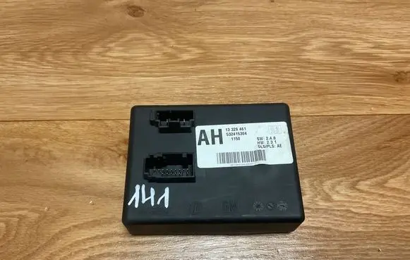 Opel Insignia A Tow bar trailer control unit/module 13329461 1150 532415304