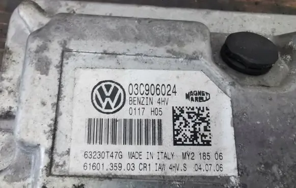 Skoda Roomster (5J) Engine control unit/module 03C906024