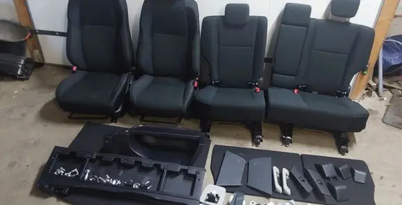Toyota RAV 4 (XA40) Interior set 