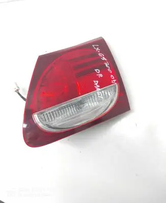 Tailgate rear/tail lights