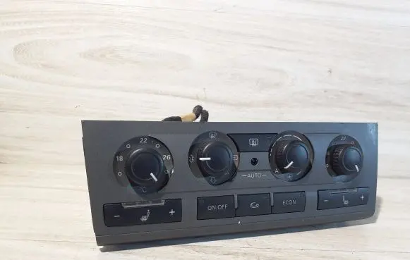 Audi A6 S6 C6 4F Climate control unit 4F1820043G 5HB00883431