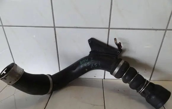 BMW 2 F45 Intercooler hose/pipe