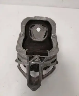Audi Q5 SQ5 Engine mount bracket 4M0199372M