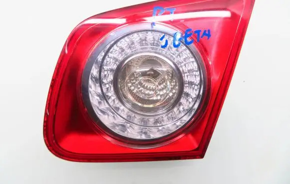 Volkswagen Jetta V Rear/tail lights 1K5945094