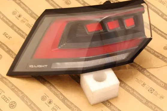 Volkswagen Golf VIII Rear/tail lights 5H0945207D