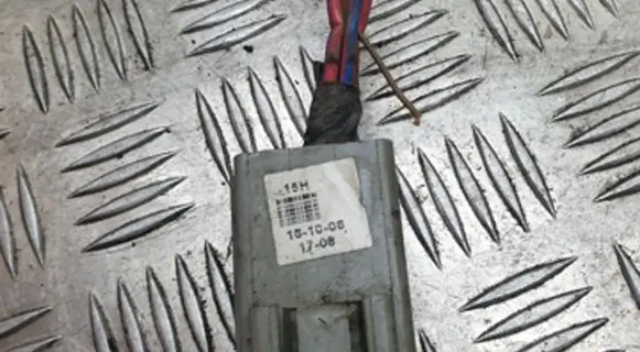 Opel Zafira B Other relay 13178656