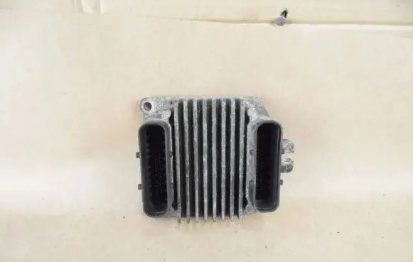 Opel Zafira A Engine control unit/module 16250009