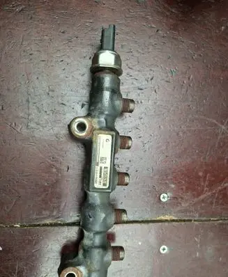 Peugeot 5008 Fuel main line pipe 9654592680 09306043900092 9658227880