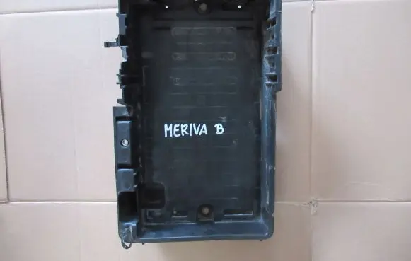 Opel Meriva B Battery box tray 13396156