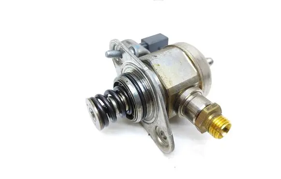 Audi Q5 SQ5 Fuel injection high pressure pump 06K127028F 06L127A08 0261520611