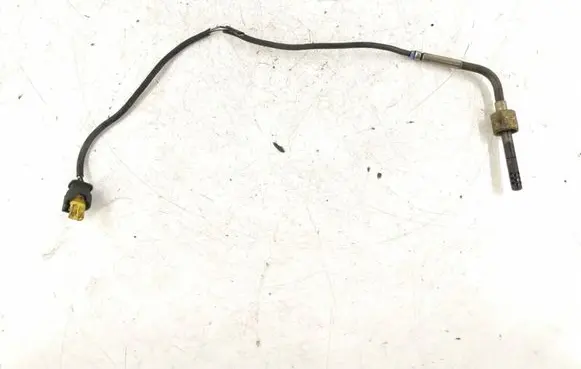 Mercedes-Benz R W251 Lambda probe sensor 0071537528 A0071537528