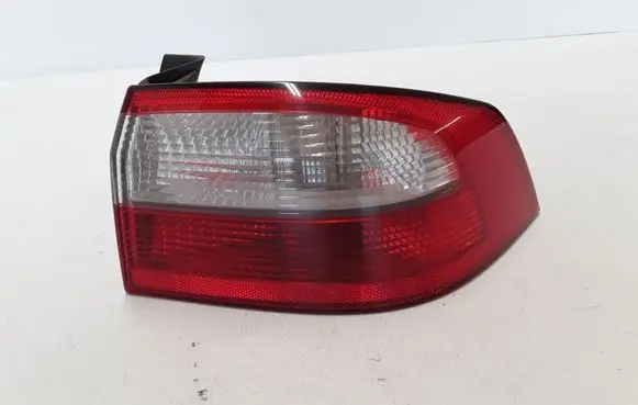 Renault Laguna II Rear/tail lights 8200002474