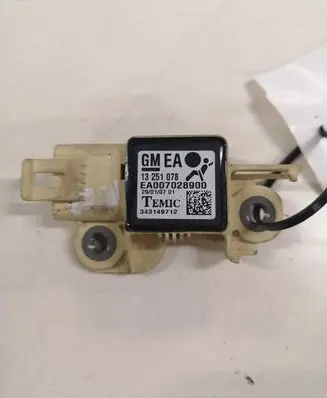 Opel Astra H Airbag deployment crash/impact sensor 13251078 EA007028900 343149712