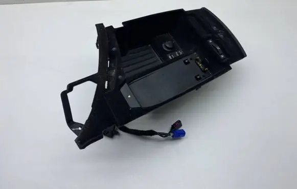 Other center console (tunnel) element