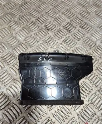 Volvo S60 Dash center air vent grill 31477274