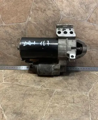 BMW 1 E81 E87 Starter motor 7801203