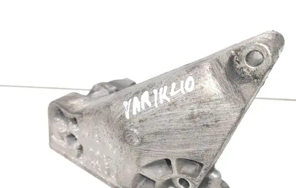 Volkswagen Transporter - Caravelle T5 Engine mounting bracket 038199207AF