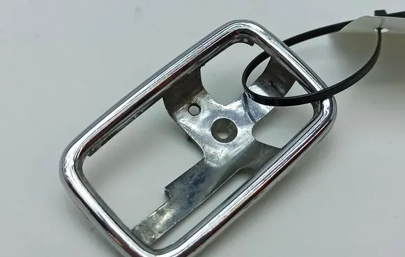 Mercedes-Benz COMPAKT W115 Front door handle cover 1087660611