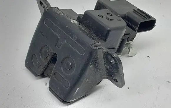 SsangYong Korando Tailgate/trunk/boot lock/catch/latch
