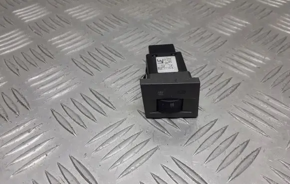 Opel Signum Seat heating relay 13138251