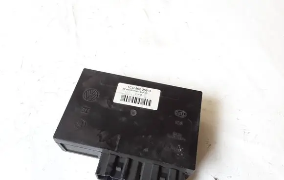 Volkswagen Golf IV Comfort/convenience module 1C0962258D 5ZA00795500