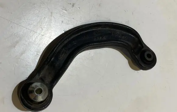 Ford Mustang VI Rear control arm 5K743