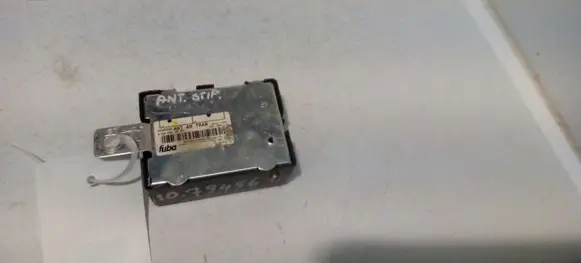 Mercedes-Benz ML W163 Aerial antenna amplifier 1638200289 17551
