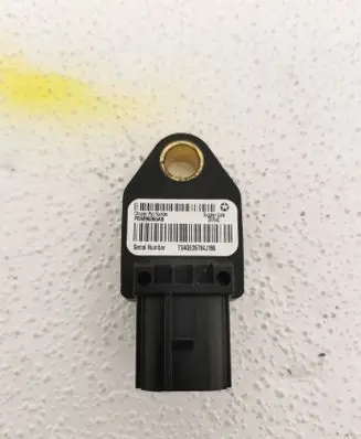 Jeep Cherokee Airbag deployment crash/impact sensor P04896065AB TS4QE26784J186