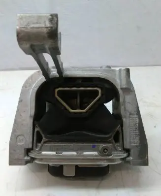 Audi A3 S3 8V Engine mount bracket 5Q0199262CR 01032013 XXXXRX13L1RDN0