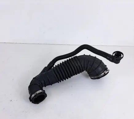 Audi Q5 SQ5 Intercooler hose/pipe 03G129629D