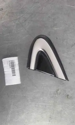 Lexus RX 450H Fender trim (molding) 6011848030