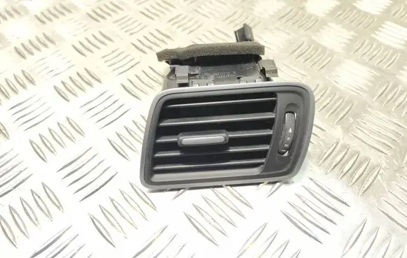 Volkswagen PASSAT B7 Dashboard side air vent grill/cover trim 3AB819701A