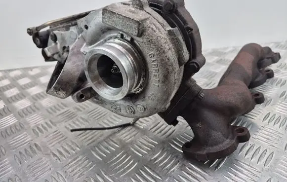 Mercedes-Benz E W211 Turbo A6460901080