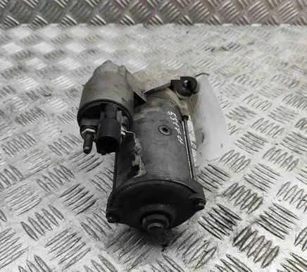 Volkswagen PASSAT B8 Starter motor 02E911022C