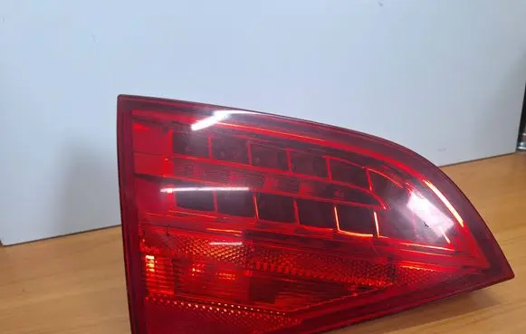 Audi A4 S4 B8 8K Tailgate rear/tail lights 8K9945093