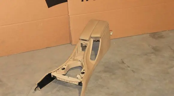BMW 3 E90 E91 Center console 9153214 7147221