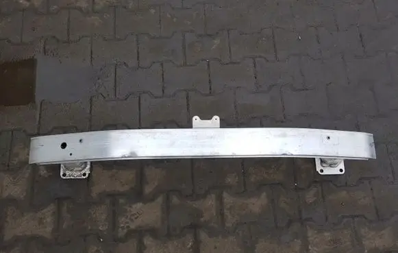Peugeot 308 Front bumper cross member 9835954880