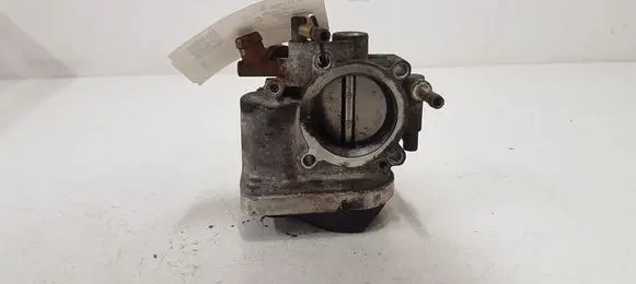 Opel Zafira B Throttle valve 55560398