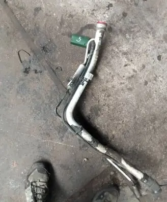 Volvo V70 Fuel tank filler neck pipe H7G6A