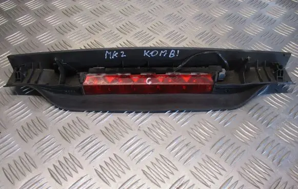 Ford Focus Third/center stoplight