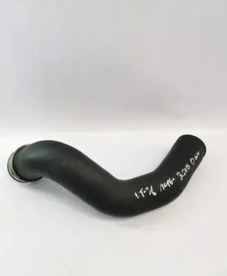 Mercedes-Benz ML W164 Intercooler hose/pipe A1645280682