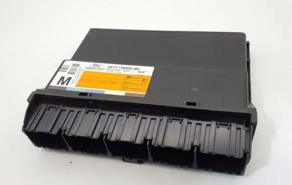 Ford Mondeo Mk III Comfort/convenience module 3S7T15K600MC 5WK48753F