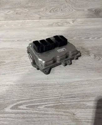 BMW 7 F01 F02 F03 F04 Engine control unit/module 8617520