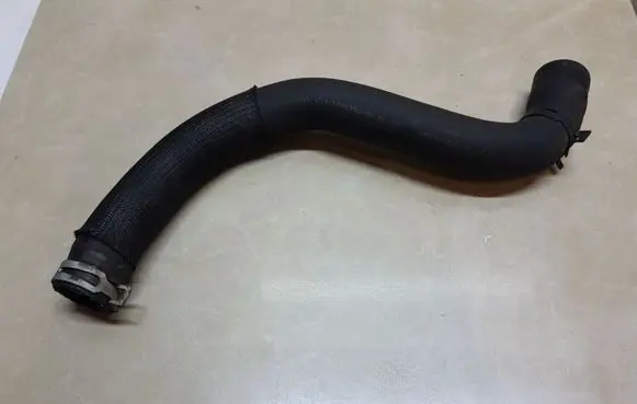 Nissan Qashqai Engine coolant pipe/hose